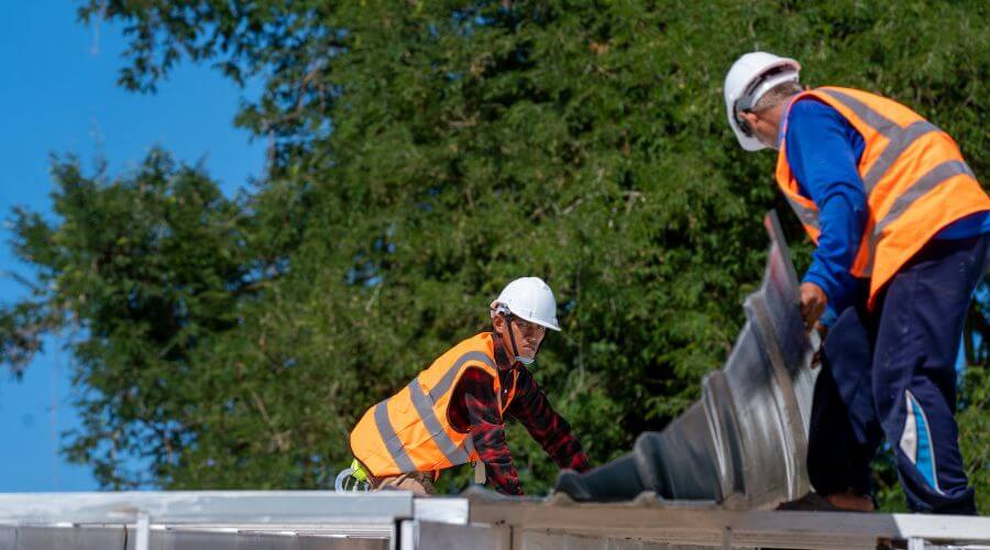Professional new roof installation services in Montclair, CA